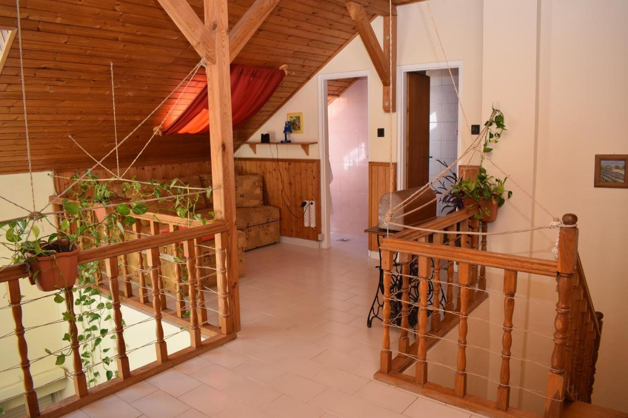 Schmidt Nyaralo Fonyod Villa Luaran gambar